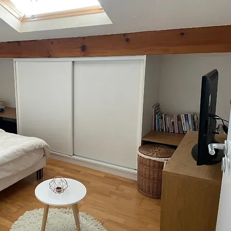 Apartmán De Charme Dans Avec Piscine